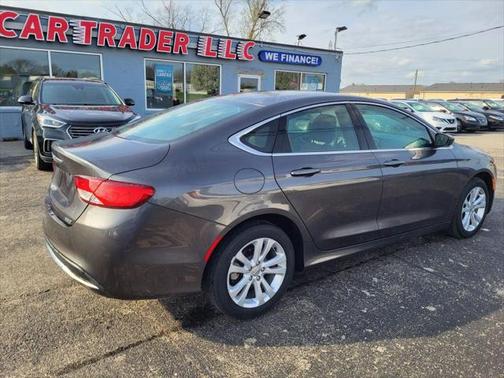 2016 Chrysler 200 Limited