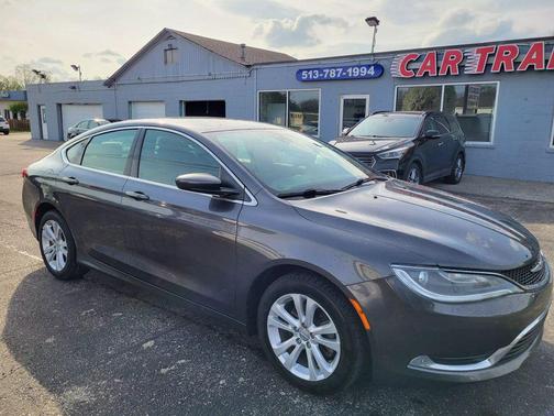 2016 Chrysler 200 Limited