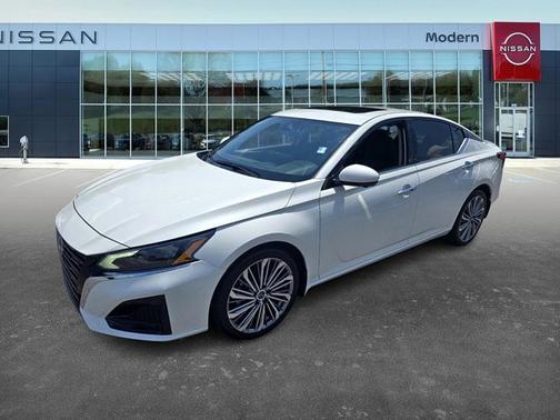 2025 Nissan Altima SL