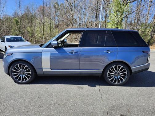 2020 Land Rover Range Rover P525 HSE