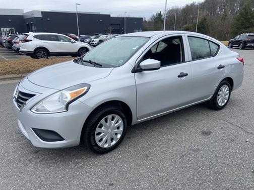 2016 Nissan Versa 1.6 S