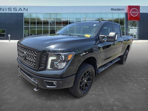 2019 Nissan Titan XD SL