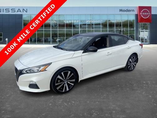 2022 Nissan Altima 2.5 SR