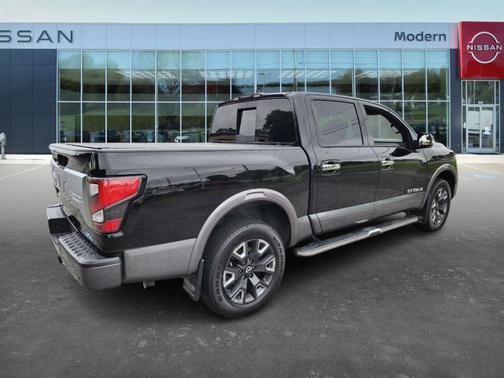 2023 Nissan Titan Platinum Reserve