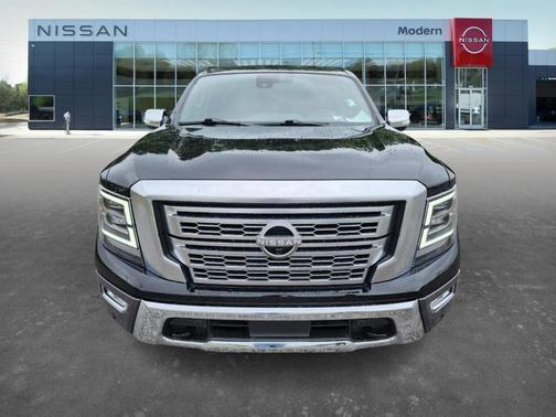 2023 Nissan Titan Platinum Reserve