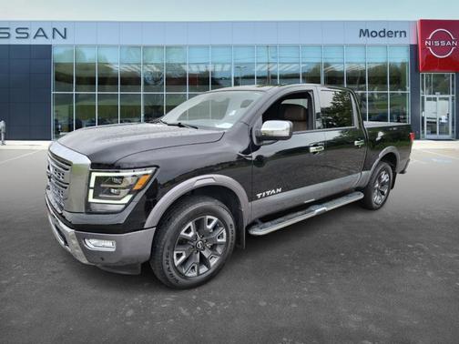 2023 Nissan Titan Platinum Reserve