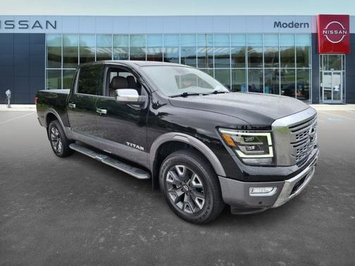 2023 Nissan Titan Platinum Reserve