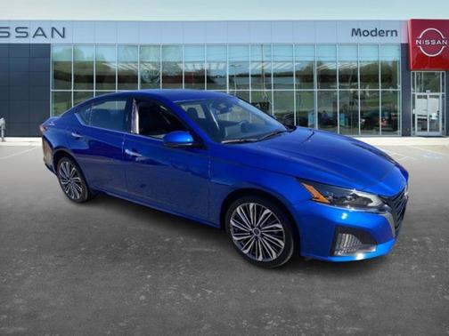 2025 Nissan Altima SL