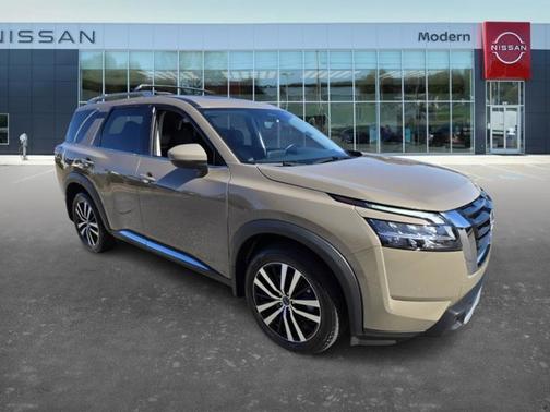 2024 Nissan Pathfinder Platinum
