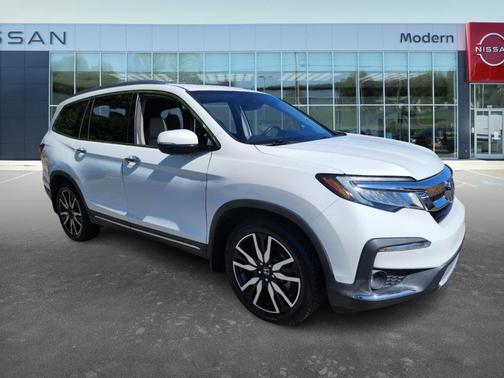 2022 Honda Pilot Touring 7-Passenger