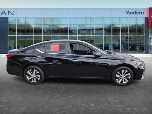 2025 Nissan Altima S