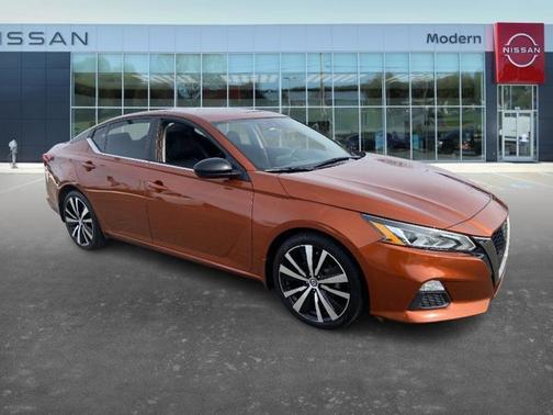 2022 Nissan Altima 2.5 SR