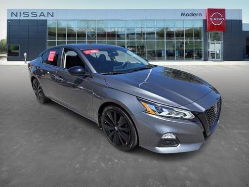 2022 Nissan Altima 2.5 SR