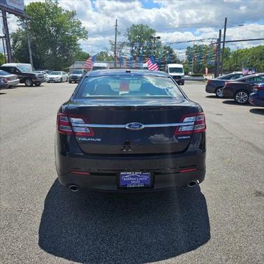 2016 Ford Taurus SE
