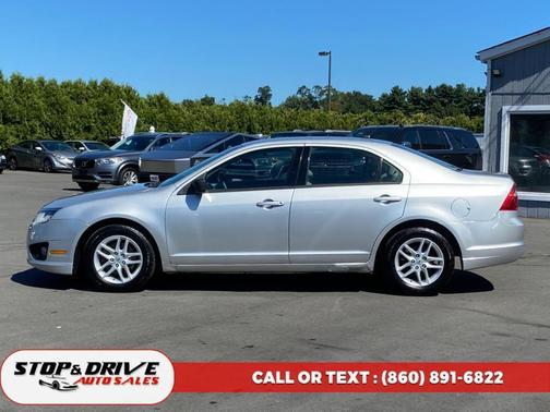 2011 Ford Fusion S