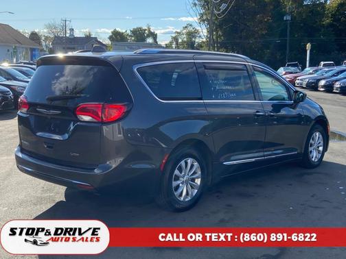 2019 Chrysler Pacifica Touring L