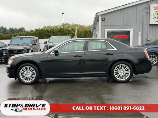Gloss Black 2014 Chrysler 300 S