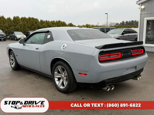 2021 Dodge Challenger SXT