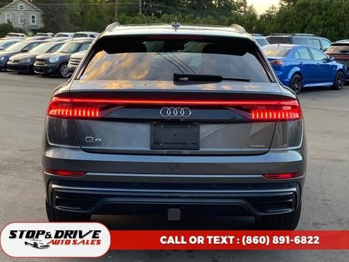 2020 Audi Q8 55 Premium Plus