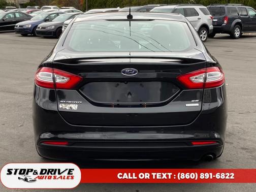 2015 Ford Fusion SE