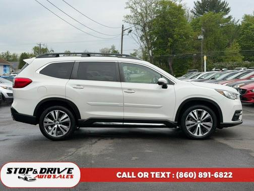 Crystal White Pearl 2019 Subaru Ascent Limited 7-Passenger