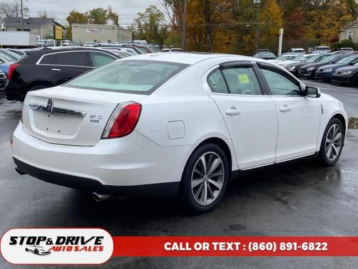 2010 Lincoln MKS Base