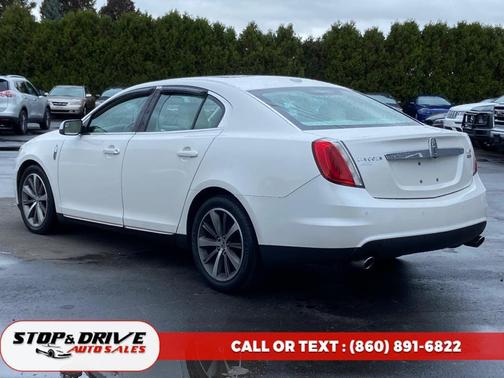 2010 Lincoln MKS Base