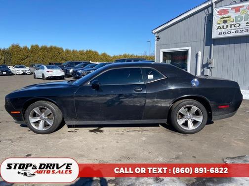 2015 Dodge Challenger SXT