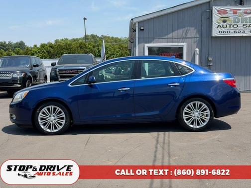 Luxo Blue Metallic 2014 Buick Verano Base