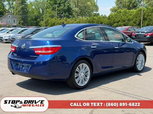 Luxo Blue Metallic 2014 Buick Verano Base