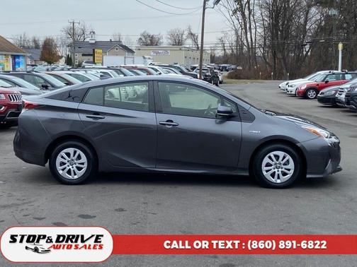 2017 Toyota Prius Four