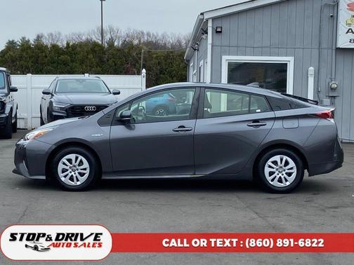 2017 Toyota Prius Four