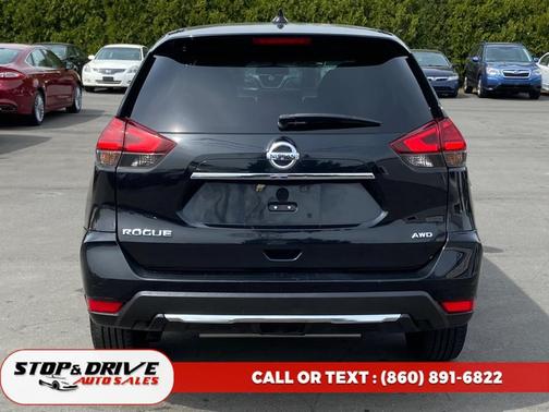 2017 Nissan Rogue S