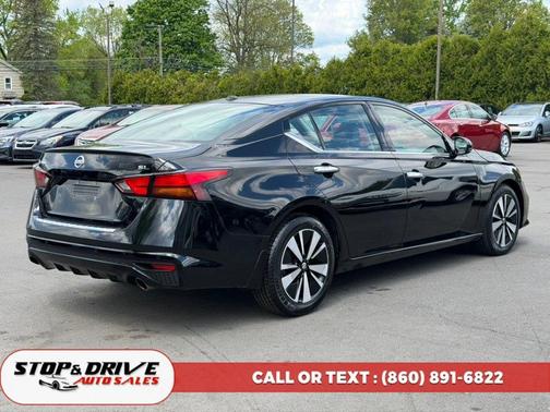 Super Black 2019 Nissan Altima 2.5 SL