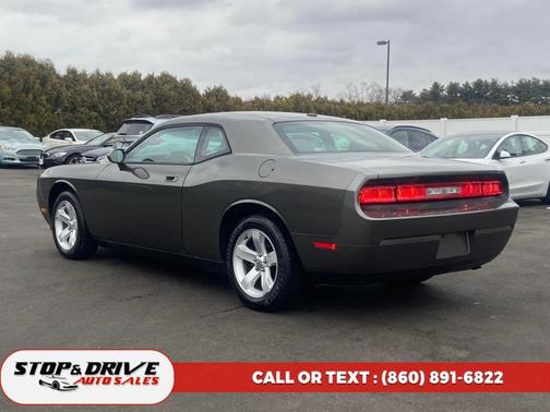 2010 Dodge Challenger SE