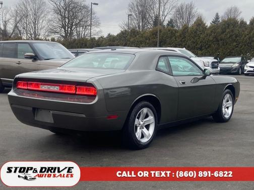 2010 Dodge Challenger SE