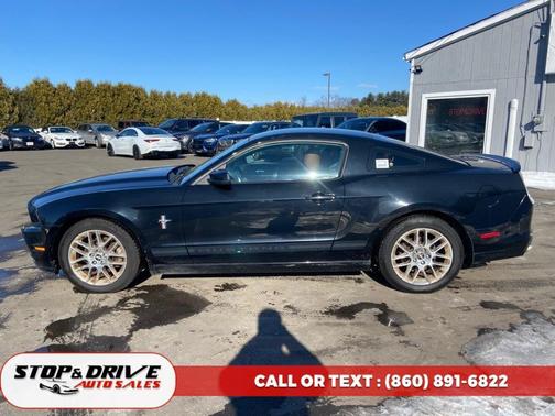 2013 Ford Mustang V6 Premium