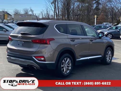 2019 Hyundai SANTA FE SE 2.4