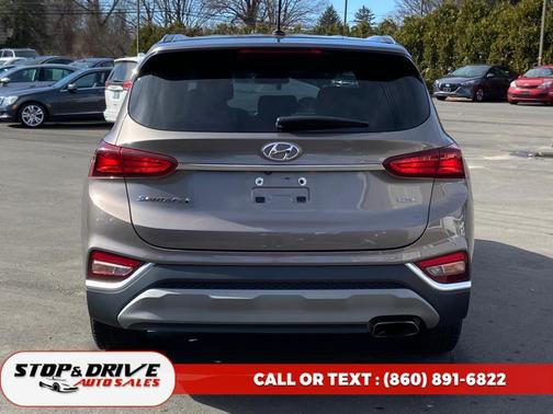 2019 Hyundai SANTA FE SE 2.4