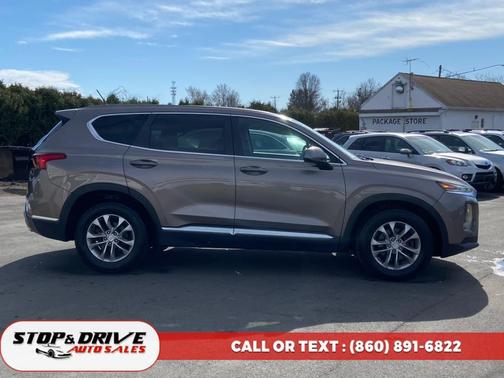 2019 Hyundai SANTA FE SE 2.4