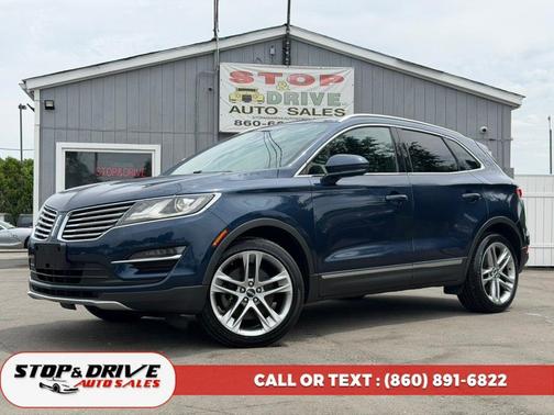 Midnight Sapphire Blue Metallic 2017 Lincoln MKC Reserve