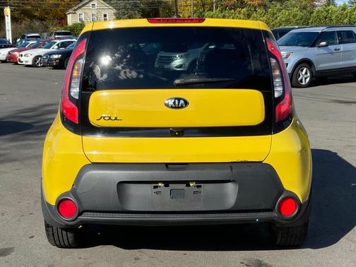 2015 Kia Soul +