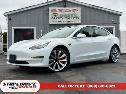 Pearl White Multi-Coat 2018 Tesla Model 3 Performance