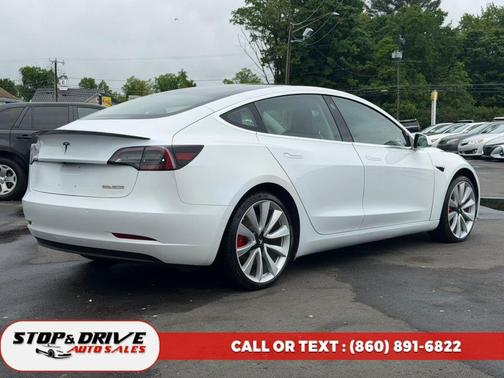 Pearl White Multi-Coat 2018 Tesla Model 3 Performance