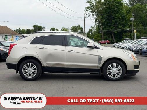 GOLD 2016 Cadillac SRX Luxury Collection