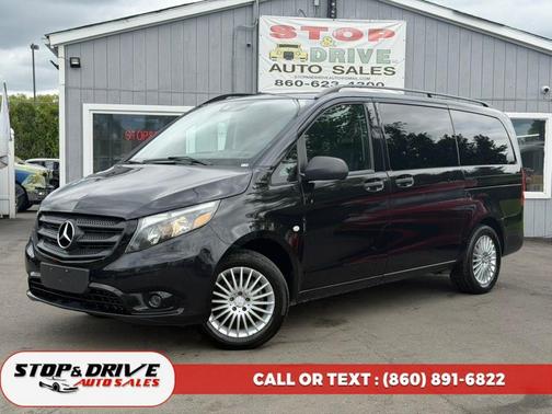 Obsidian Black Metallic 2017 Mercedes-Benz Metris Base