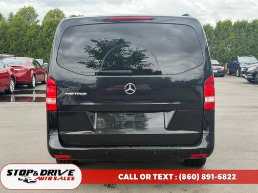 Obsidian Black Metallic 2017 Mercedes-Benz Metris Base