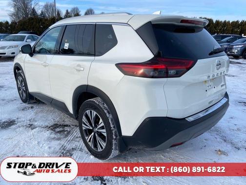 2021 Nissan Rogue SV