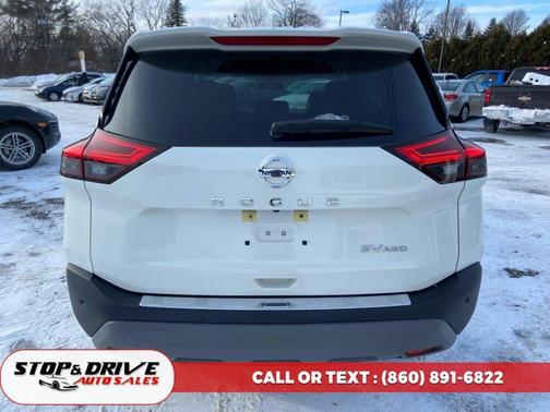 2021 Nissan Rogue SV