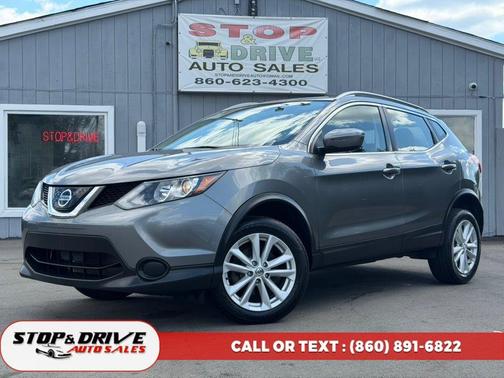 Gun Metallic 2018 Nissan Rogue Sport SV